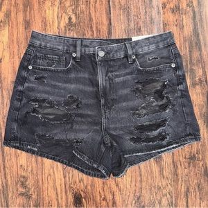 American Eagle black Mom shorts